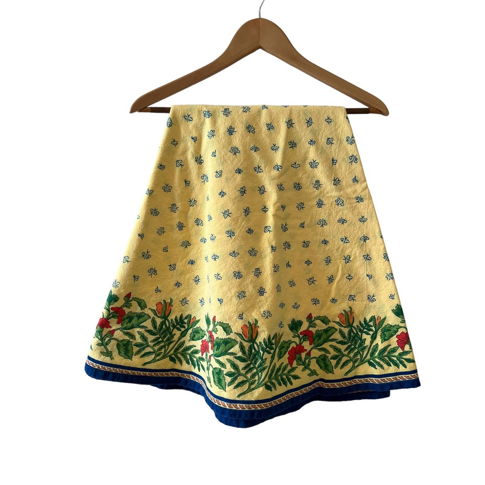 Williams Sonoma Italian Print Yellow Round Tablecloth